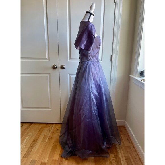 Jessica McClintock Lavender Satin Formal Gown - Size 8 - Picture 4 of 10